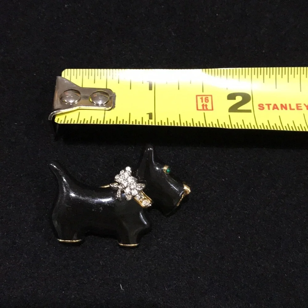 Vintage Black Enamel Scottie Brooch